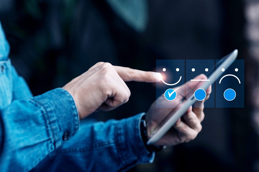 How Customer Photos Boost Click-Through Rates